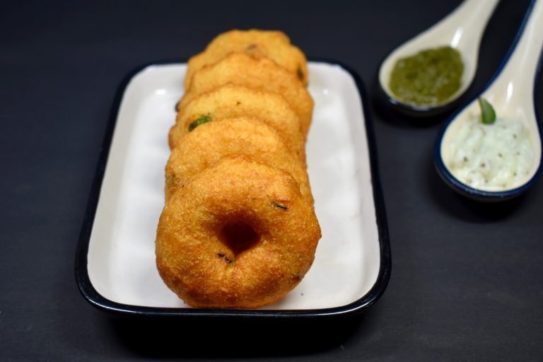 Medu/Medhu Vada Recipe