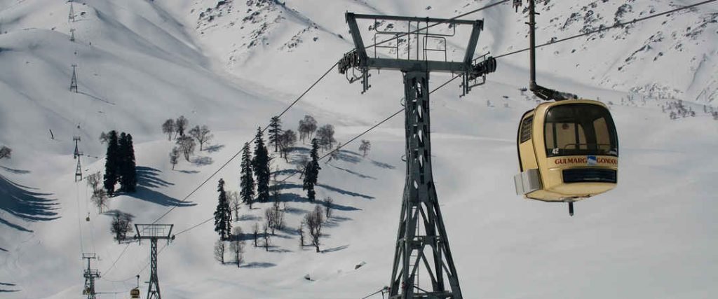 Gulmarg Jammu- top 10 hills station of India 