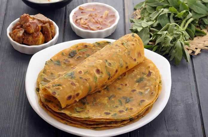 Jowar Atta Pyaz Thepla Recipe