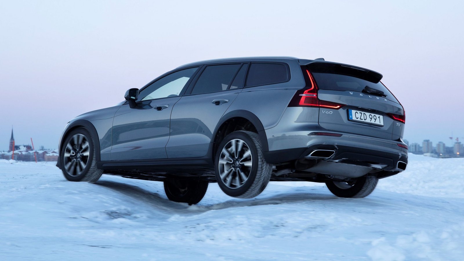Volvo V60 Cross Country 2022