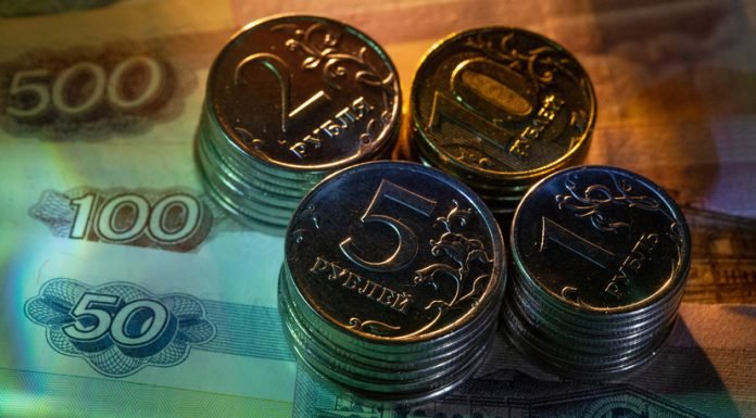 Ruble falls to major lows as Russia’s central bank hikes interest rates to 20 percent rubble face lows