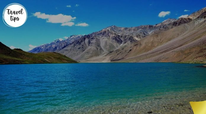 चंद्रताल झील: उच्च हिमालय की प्राचीन सुंदरता की खोज चंद्रताल झील
