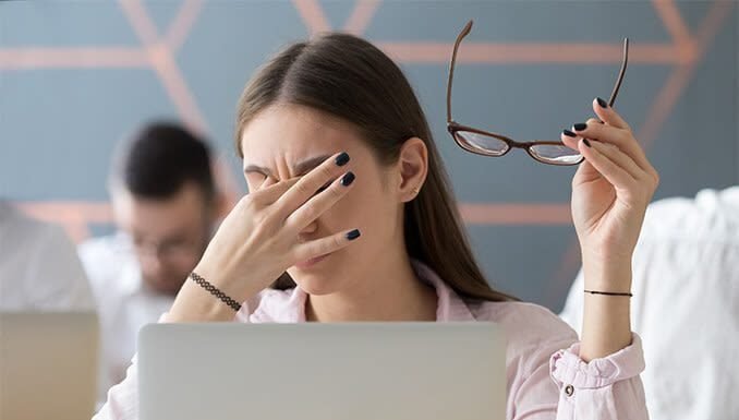 What Are the Dangers of Long-Term Screen Time on Eye Health? Eye Health